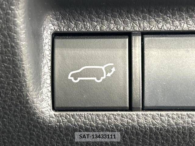 Toyota RAV4 2019-07 217856-7