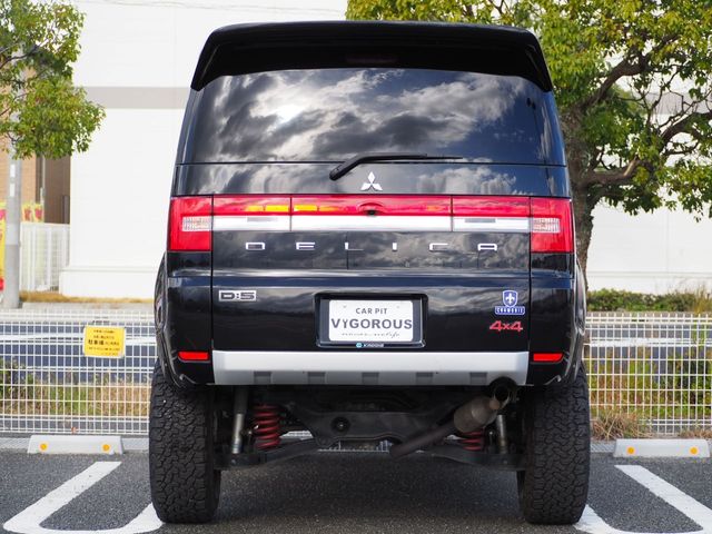 Mitsubishi DELICA D5 2007-03 184230-11
