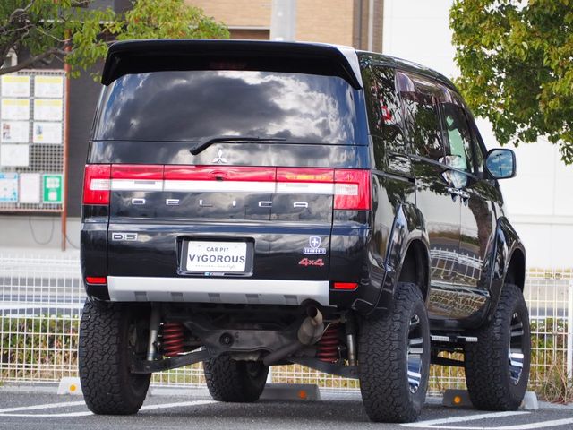 Mitsubishi DELICA D5 2007-03 184230-12
