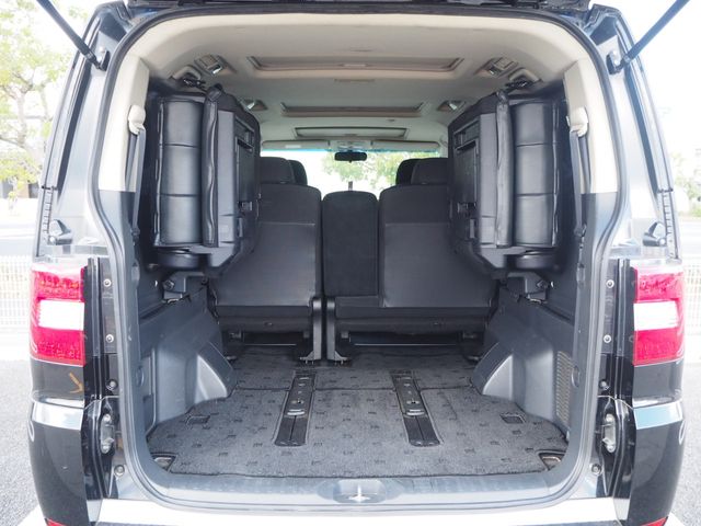 Mitsubishi DELICA D5 2007-03 184230-24