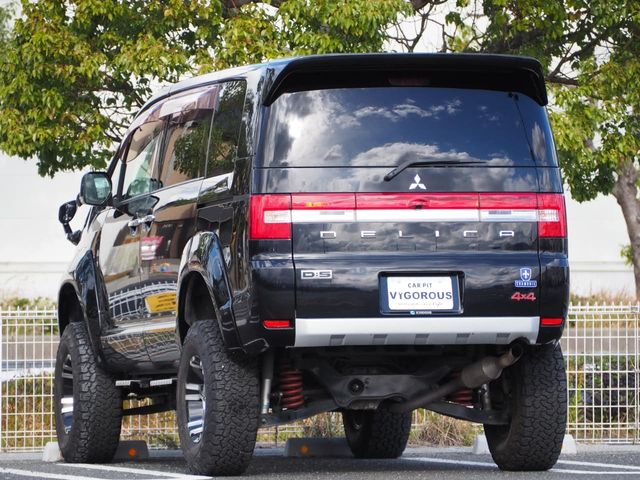 Mitsubishi DELICA D5 2007-03 184230-2