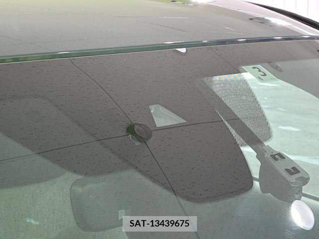 Mazda MX-30 2021-03 215209-2