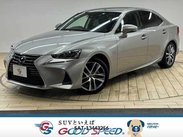 Lexus IS 2017-08 353986-0