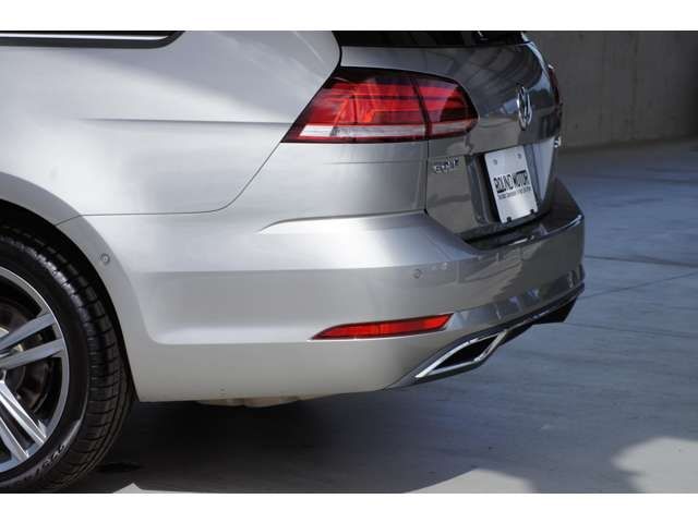 VolksWagen GOLF VARIANT 2020-03 10956-4