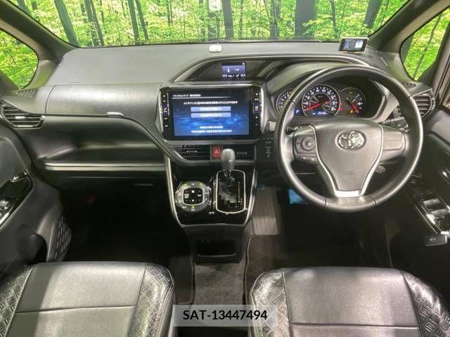 Toyota VOXY 2020-04 289010-1
