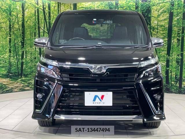 Toyota VOXY 2020-04 289010-14
