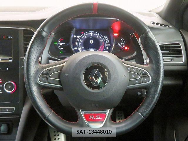 Renault MEGANE 2019-03 334946-10