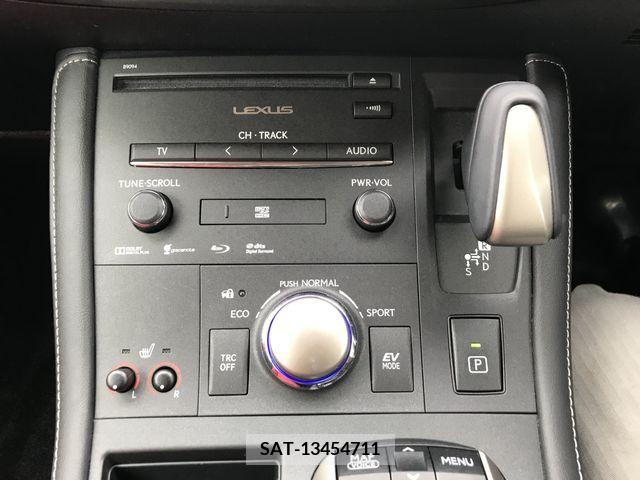 Lexus CT 2015-08 232416-16