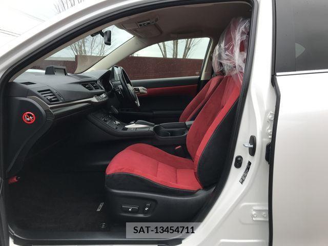 Lexus CT 2015-08 232416-18