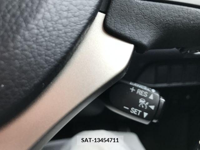 Lexus CT 2015-08 232416-17
