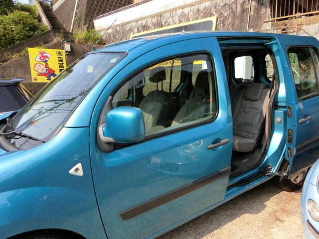 Renault KANGOO 2010-04 4082-8