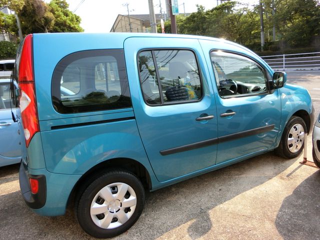 Renault KANGOO 2010-04 4082-10