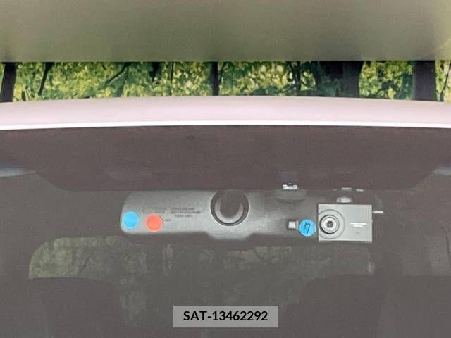 Toyota ALPHARD 2017-09 209826-7