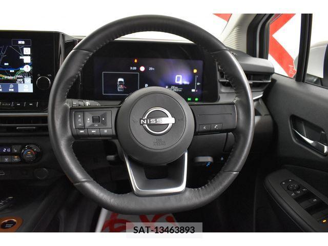 Nissan NOTE 2021-04 365291-7