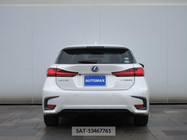 Lexus CT 2019-07 322684-5