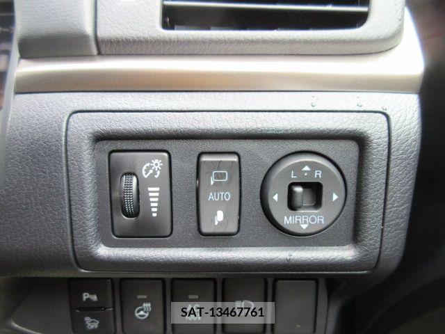 Lexus CT 2019-07 322684-15