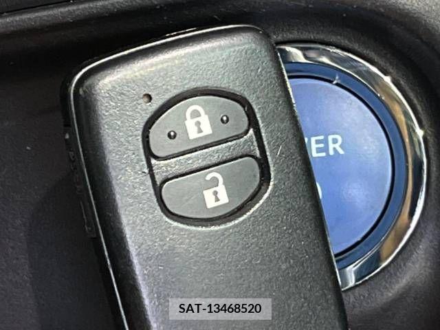 Toyota AQUA 2014-12 292041-5