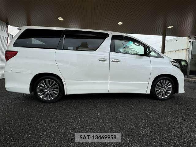 Toyota ALPHARD 2014-02 299957-9