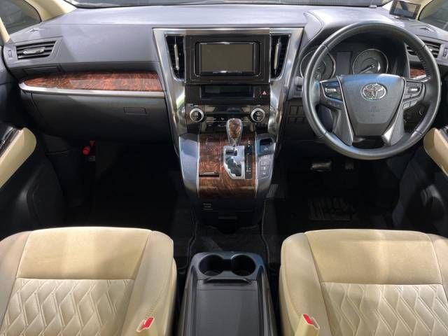 Toyota VELLFIRE 2019-06 5202-4