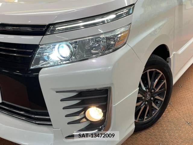 Toyota VOXY 2015-04 336011-14
