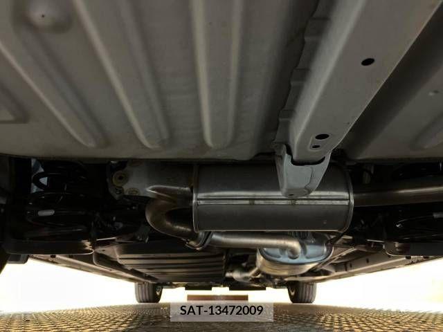 Toyota VOXY 2015-04 336011-19