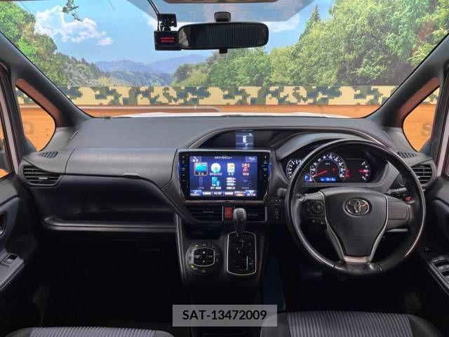 Toyota VOXY 2015-04 336011-1