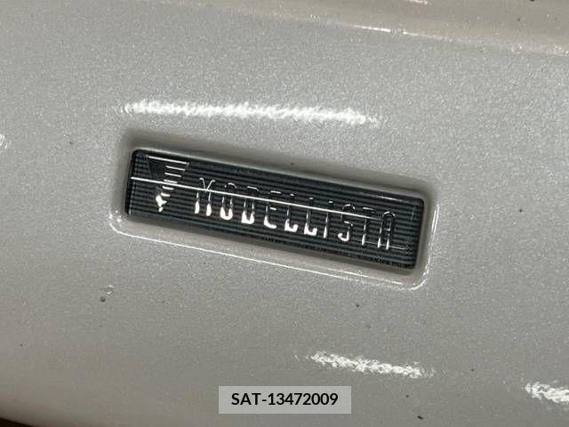 Toyota VOXY 2015-04 336011-2