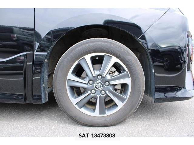 Toyota NOAH 2017-08 279453-11