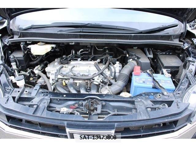 Toyota NOAH 2017-08 279453-18
