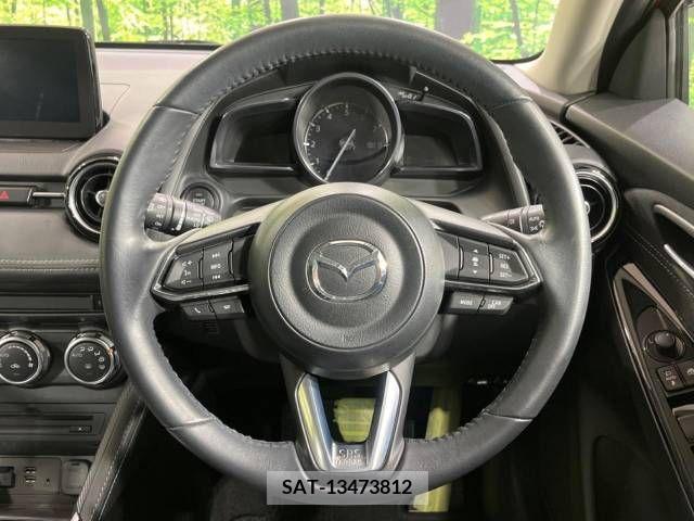 Mazda DEMIO 2017-05 301876-11