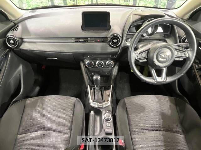 Mazda DEMIO 2017-05 301876-1