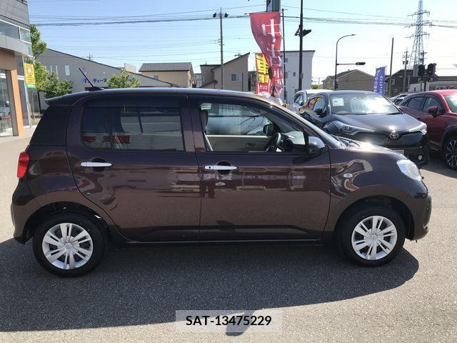 Toyota PASSO 2022-08 373672-5