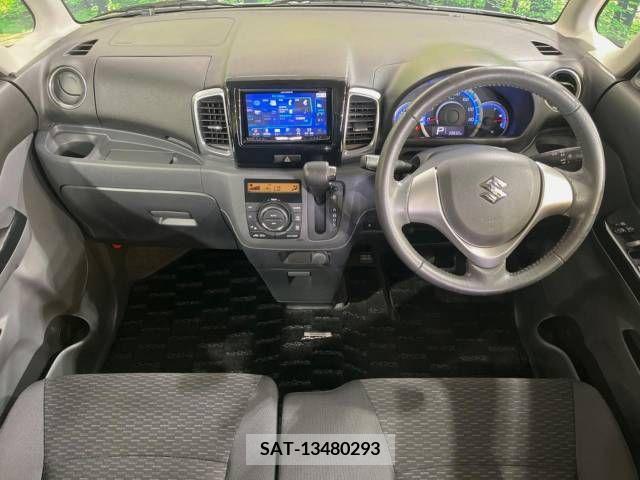 Suzuki SPACIA 2013-09 379042-1