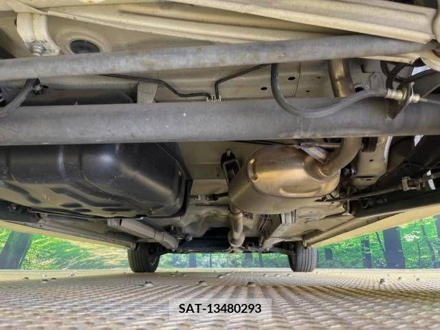 Suzuki SPACIA 2013-09 379042-19