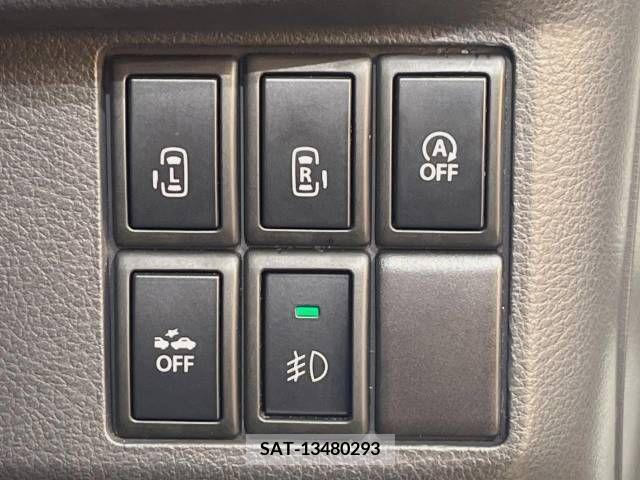 Suzuki SPACIA 2013-09 379042-5