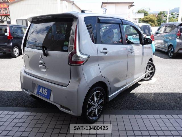 Mitsubishi EK CUSTOM 2019-03 359568-2