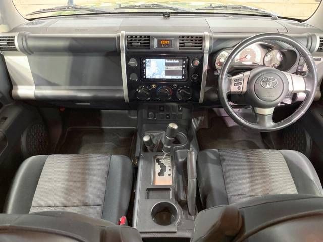 Toyota FJ CRUISER 2011-07 28355-1