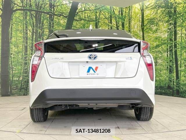 Toyota PRIUS 2016-05 281913-14