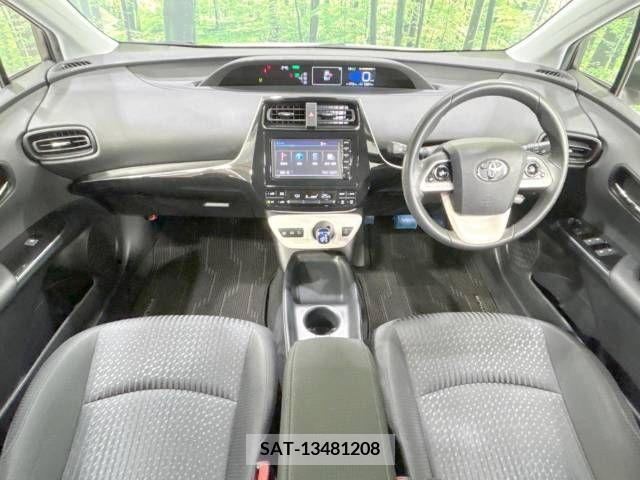 Toyota PRIUS 2016-05 281913-1