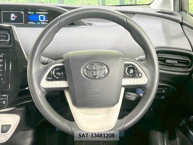 Toyota PRIUS 2016-05 281913-10