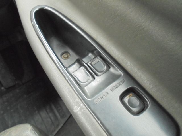 Isuzu FORWARD 2005-08 1927-10