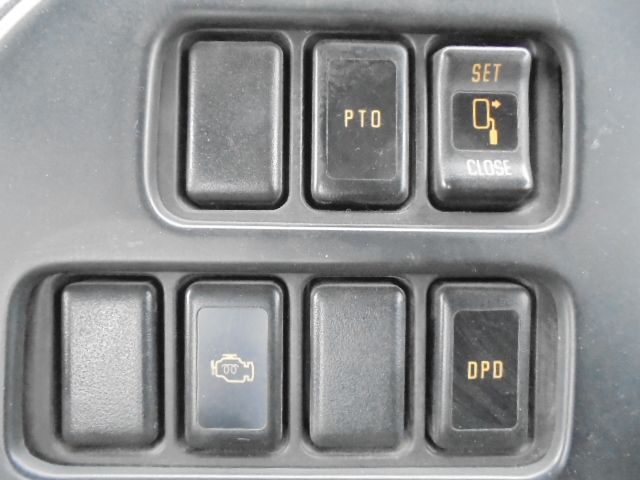 Isuzu FORWARD 2005-08 1927-12