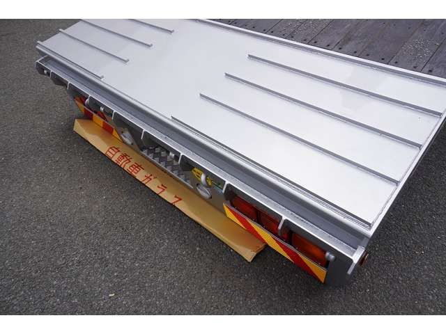 MITSUBISHI FUSO Fighter 2023-06 4533-17
