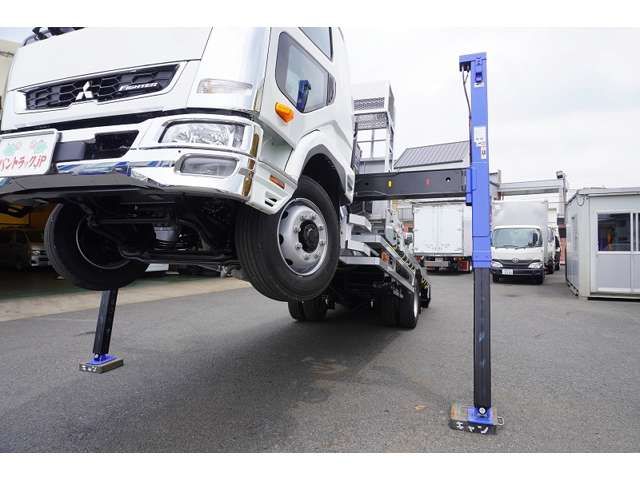 MITSUBISHI FUSO Fighter 2023-06 4533-13