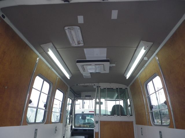 Toyota QUICK DELIVERY 2000-06 1072-8