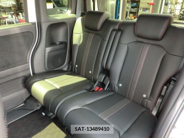 Honda N BOX CUSTOM 2023-12 341308-7