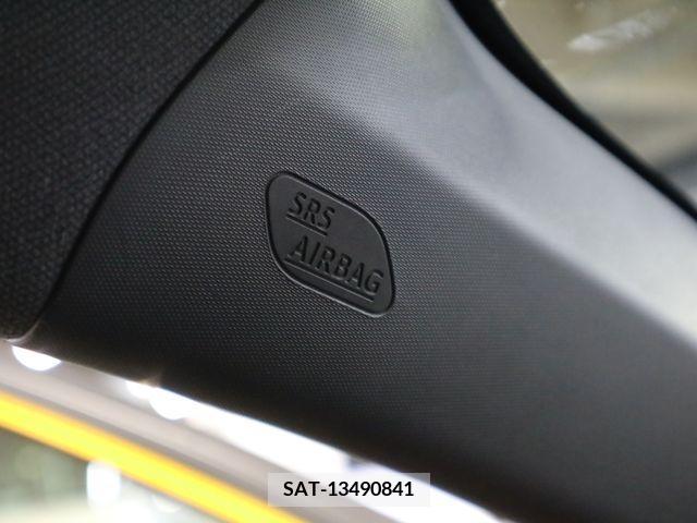 Toyota C-HR 2017-02 357827-24