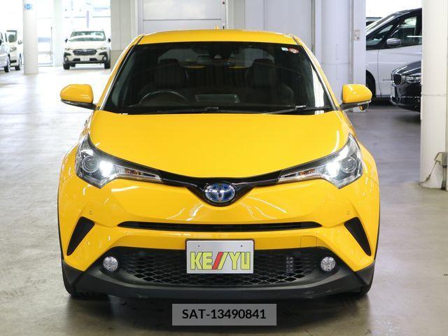 Toyota C-HR 2017-02 357827-4