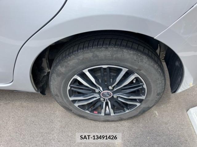 Toyota VITZ 2012-03 394867-7