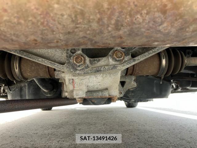 Toyota VITZ 2012-03 394867-10